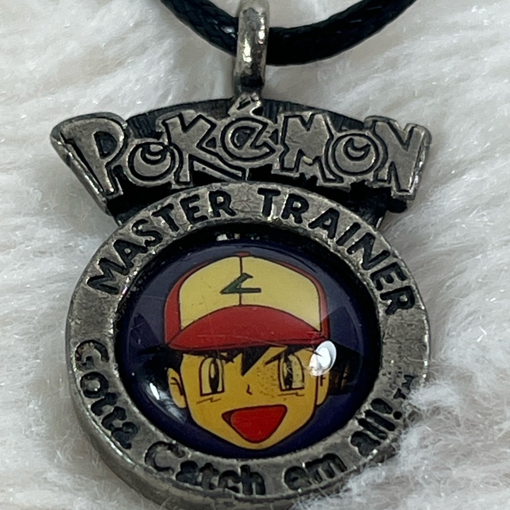 1999 Nintendo Pokemon Master Trainer Gotta Catch Em All! Pendant Necklace 20”
